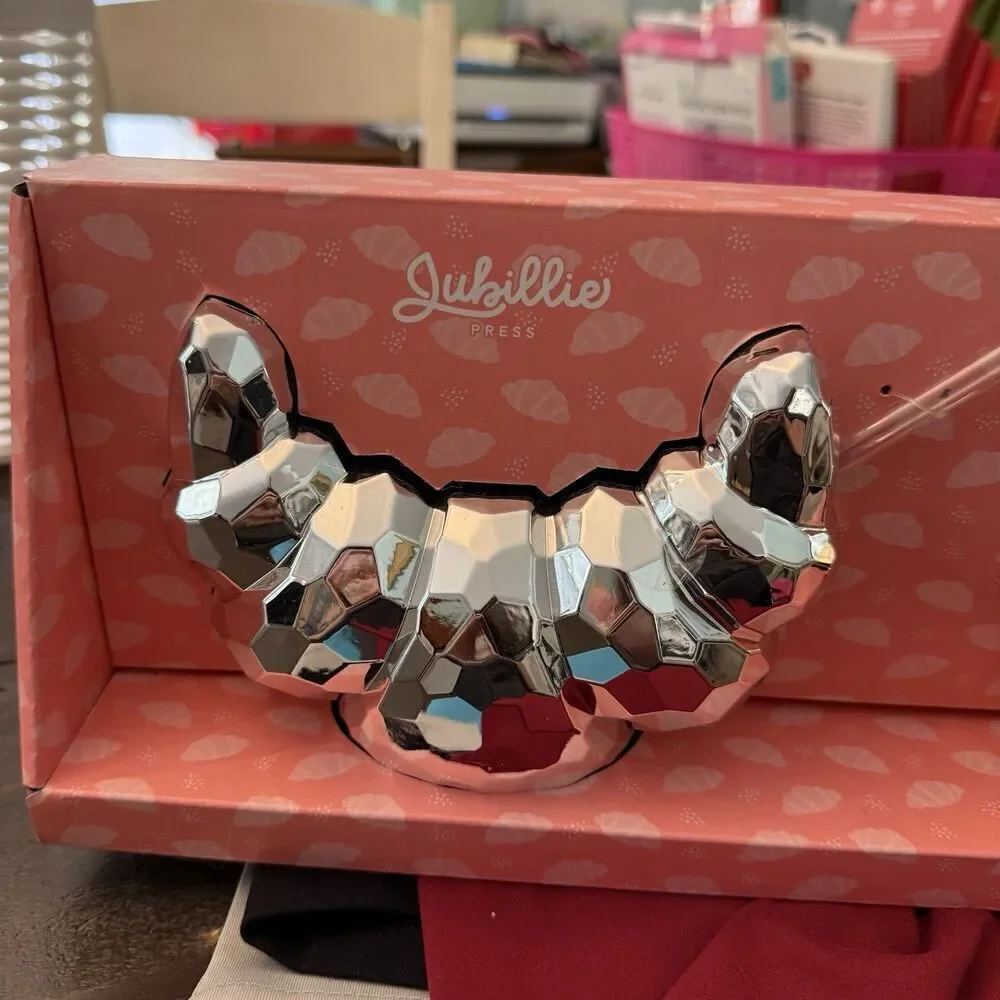 Jubillie press gold